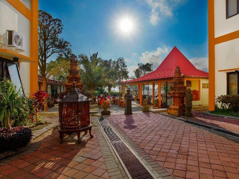 Ciptaningati Hotel Batu  Zewnętrze zdjęcie