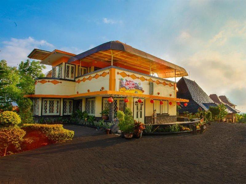 Ciptaningati Hotel Batu  Zewnętrze zdjęcie