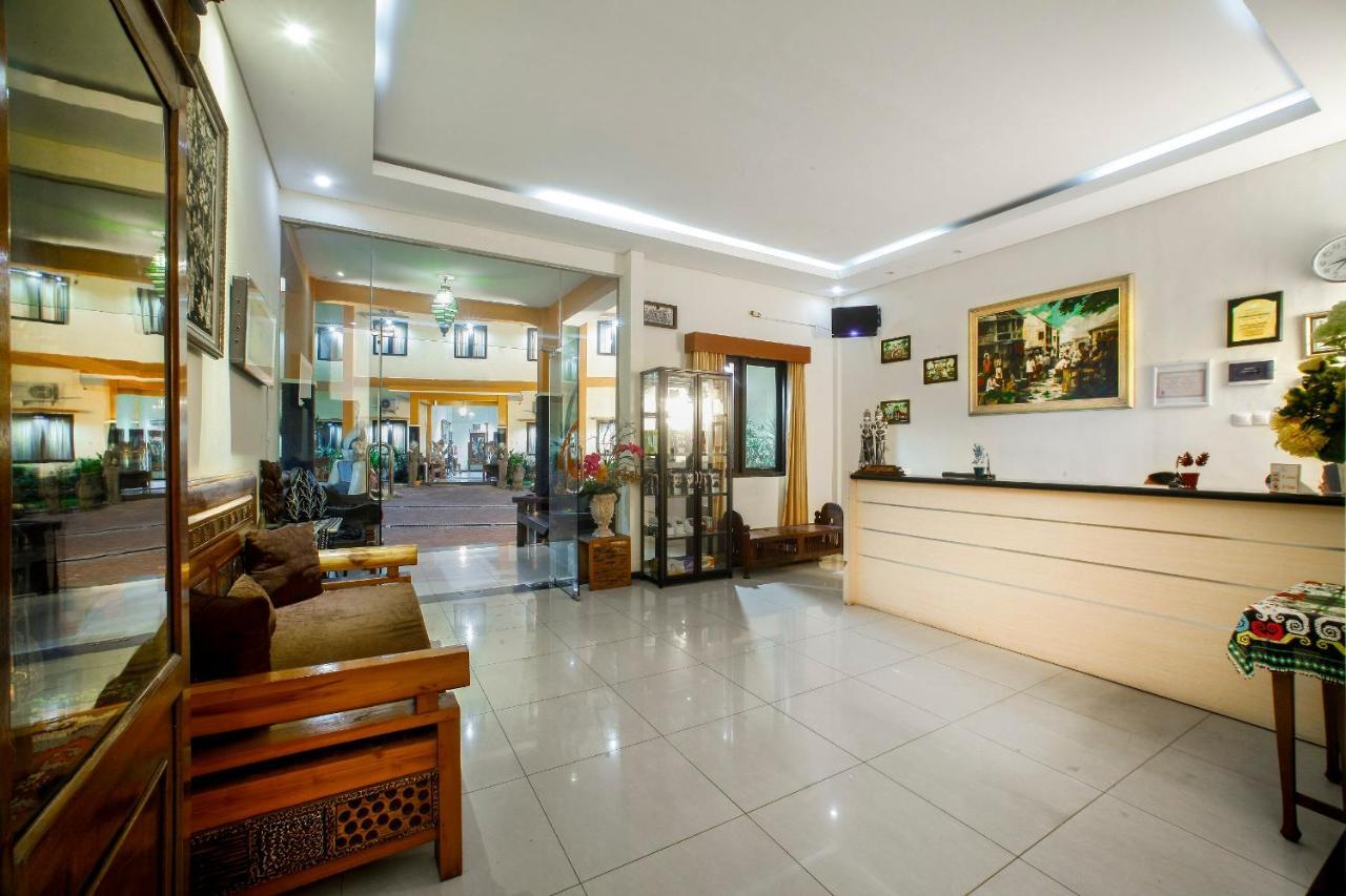Ciptaningati Hotel Batu  Zewnętrze zdjęcie